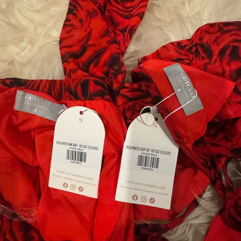 Outcast Rosa 🌹 Two-Piece Set - Picture 6 of 6